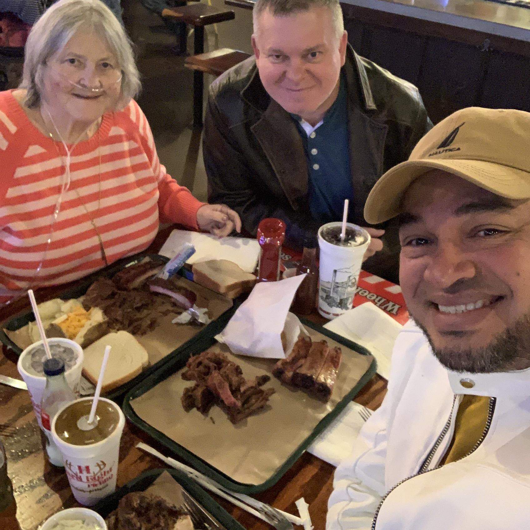 Barbeque lunch with Momma Sharry in her visit to Texas November 2022