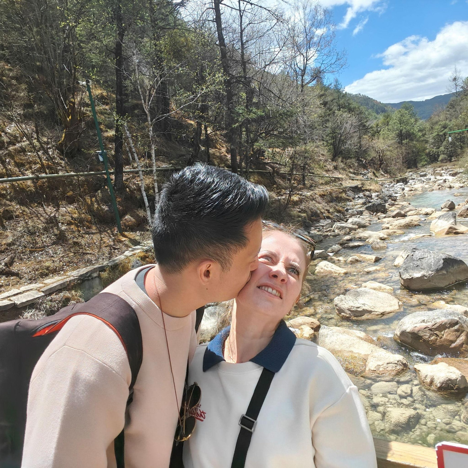 Slowly dying from missing oxygen at Lanyue Gu, Yulong Snow Mountain.