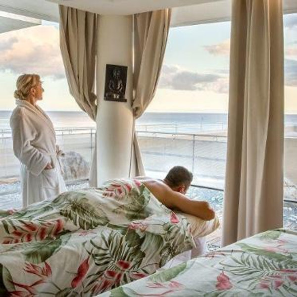 60-Minute Couples Massage